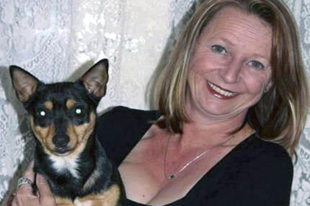 Kör köpek 'James' 52 yaşındaki sahibinin hayatını kurtardı