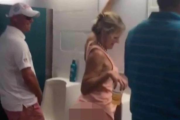 Erkekler tuvaletinde pisuar kullanan kadının görüntüleri viral oldu