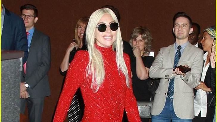 İş bir yandan, aşk bir yandan: Lady Gaga'nın suçu ne?