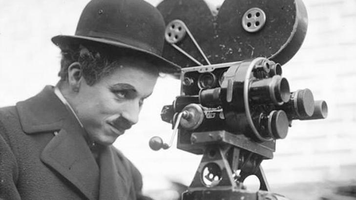 İyi ki doğdun Charlie Chaplin... 'Şarlo' 131 yaşında...
