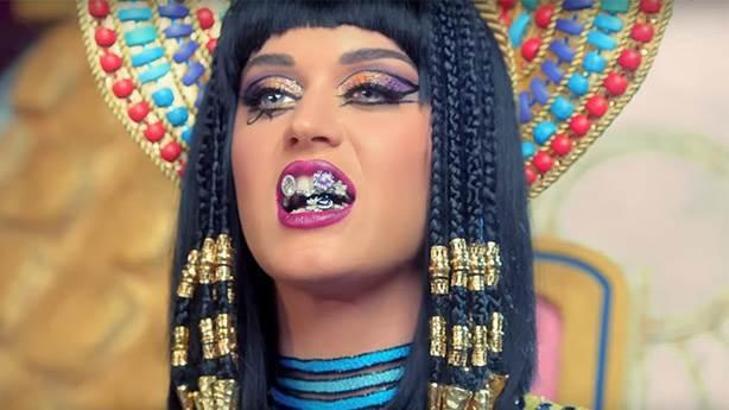 Katy Perry 'Dark Horse' lekesinden kurtulabilecek mi?