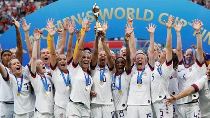 Kadın futboluna yatırım: Bir branşın yükselmesi için bayrak oyuncu şart