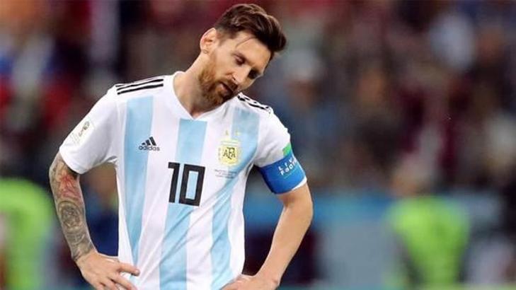Boynu bükük Messi için hayal kırıklıklarının başkenti: Arjantin