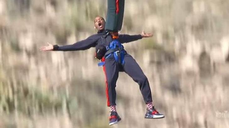 Will Smith 50. yaş gününde bungee jumping yaptı