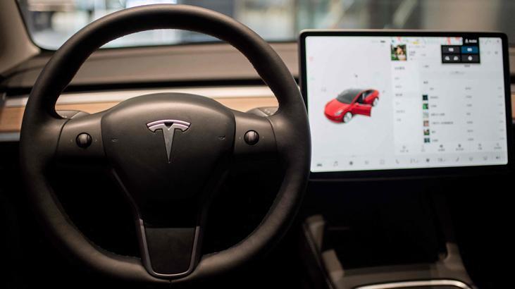Tesla rekor sayıda araç teslim etti