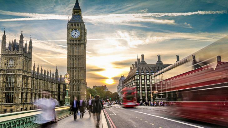 İngiltere'de perakende satışlar arttı