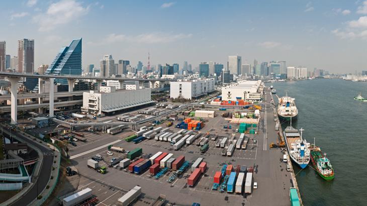 Japonya'da ticaret açık verdi