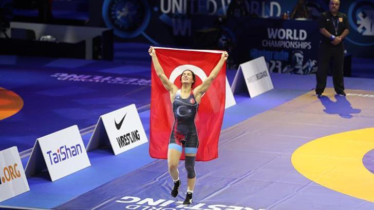 Buse Tosun Çavuşoğlu, Dünya Şampiyonu!