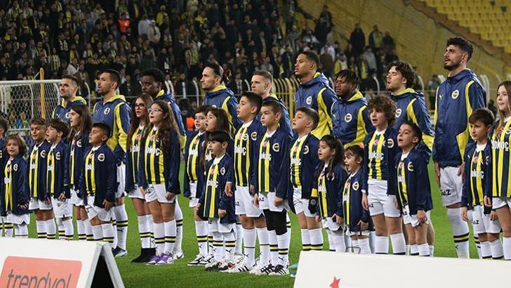 Fenerbahçe'de bir sakatlık şoku daha! Crespo devam edemedi