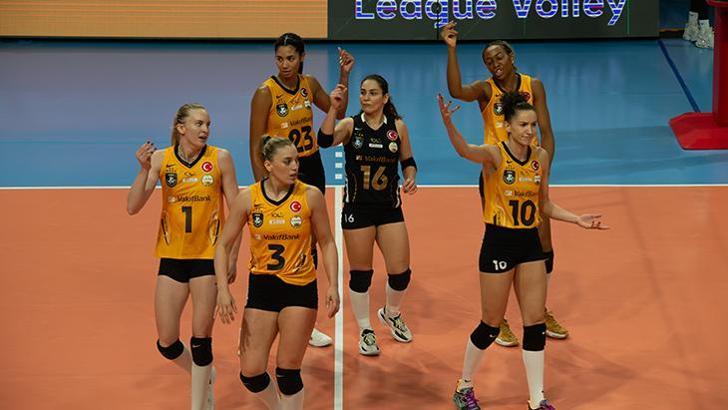 VakıfBank, Jedinstvo Stara Pazova'yı 3-1'le geçti!