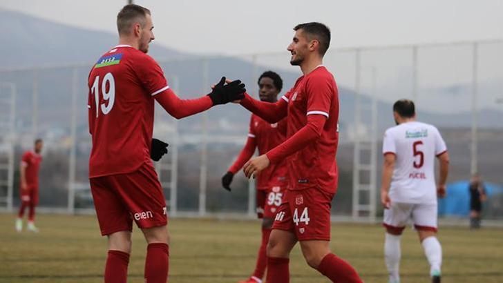 Sivasspor'dan Tokat Belediye Plevnespor'a 6 gol!