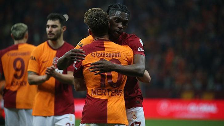 Galatasaray galibiyet serisi rekorunu egale etti!