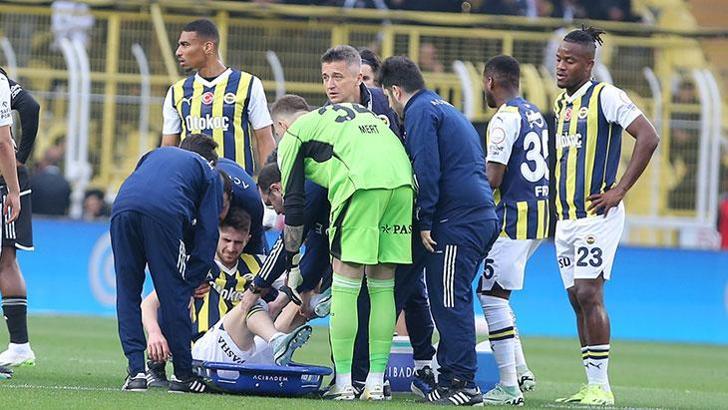 Fenerbahçe'de İsmail Yüksek talihsizliği, gözyaşlarını tutamadı! Derbide gözlemciler takip etti