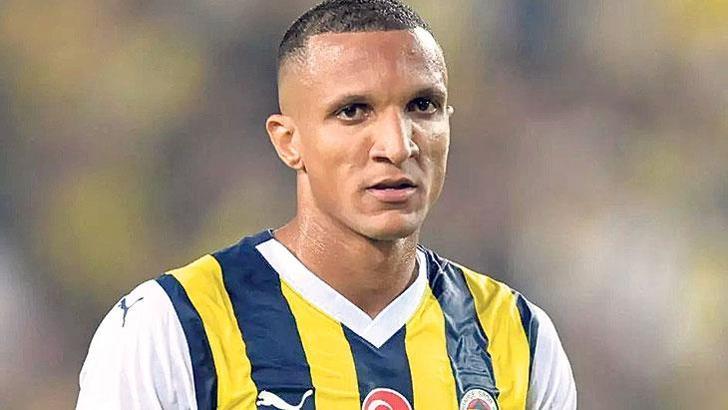 Fenerbahçe'de Galatasaray derbisi öncesi Becao cezalı duruma düştü