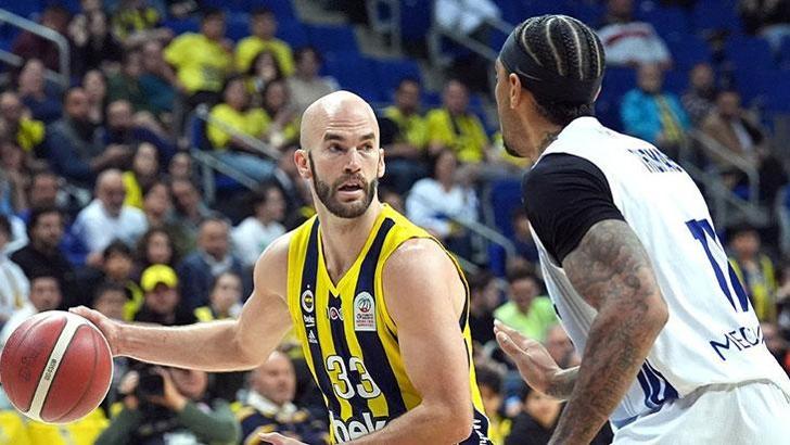 Fenerbahçe Beko normal sezonu galibiyetle kapattı!