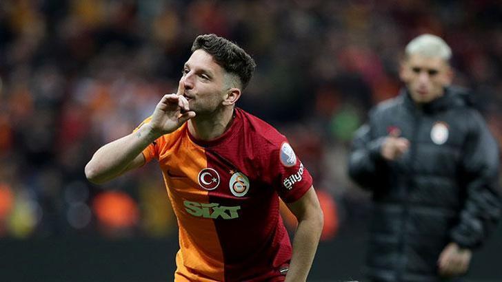 Mertens'ten Galatasaray kararı! Futbolu bırakacağı tarihi açıkladı
