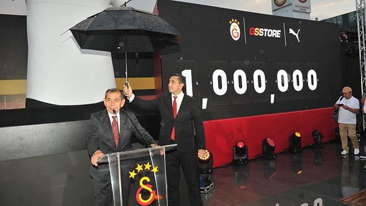 Galatasaray'da hedef 1 milyon forma satışı!
