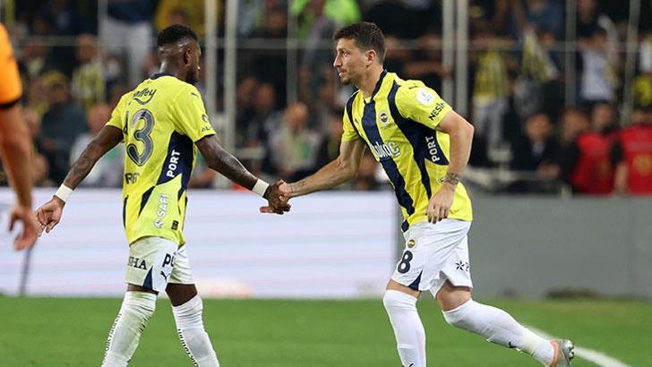 Galatasaray maçı sonrası Fenerbahçe'de Mert Hakan Yandaş'a uyarı!