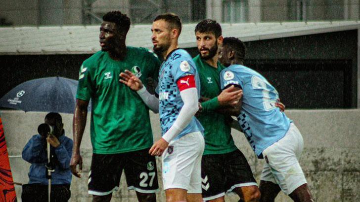 Başakşehir, Sakaryaspor'u 2 golle geçti!