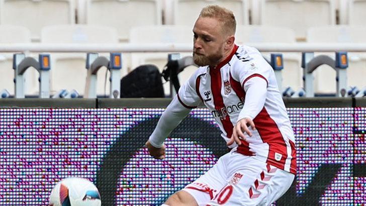 Sivasspor'da Alex Pritchard'tan kötü haber! Adalesinde yırtık