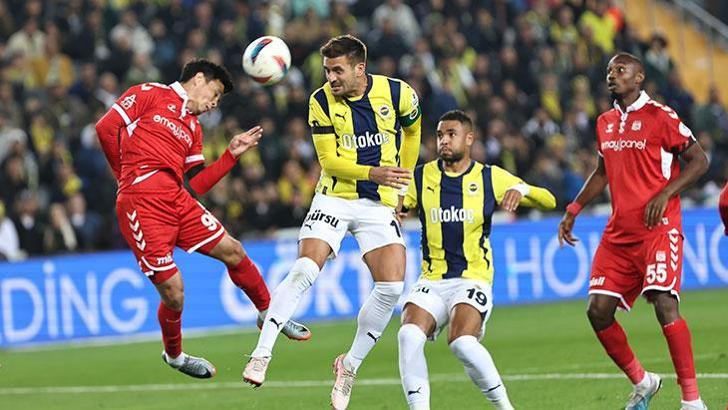 Fenerbahçe - Sivasspor maçından kareler