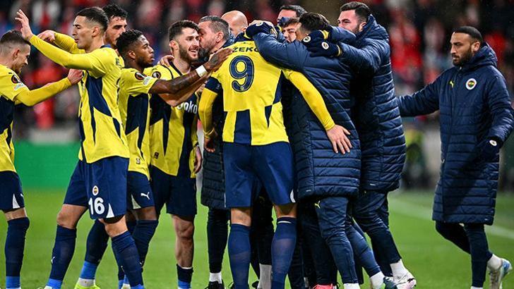 Fenerbahçe, Prag'da pes etmedi! Muhteşem geri dönüş