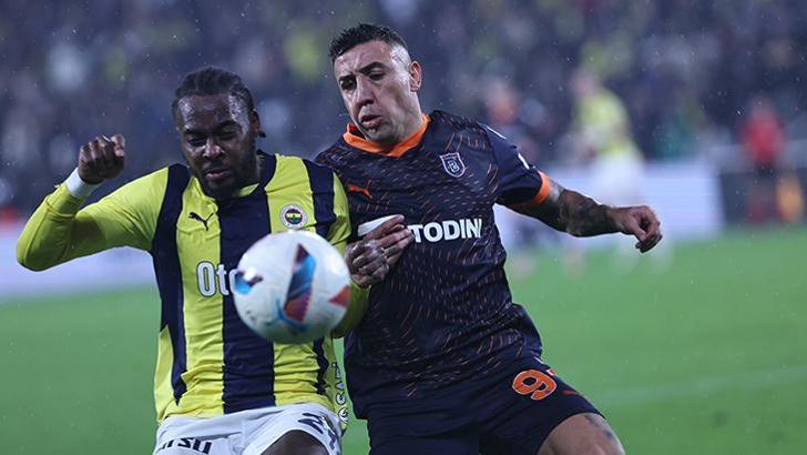 Fenerbahçe - Başakşehir maçından kareler