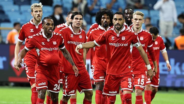 Sivasspor, Süper Lig'de 900 puan topladı!