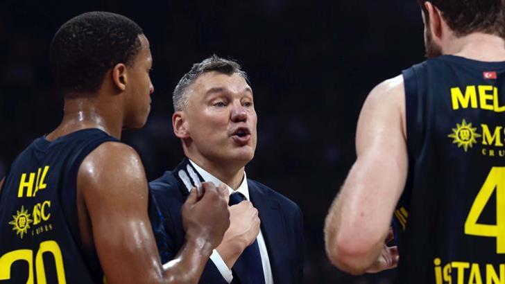 Sarunas Jasikevicius: Çok sayıda şutörleri var!