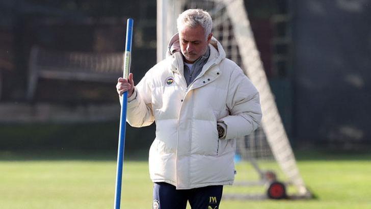 Fenerbahçe'de Jose Mourinho'dan net mesaj! 'Fırsat ayağımıza geldi'