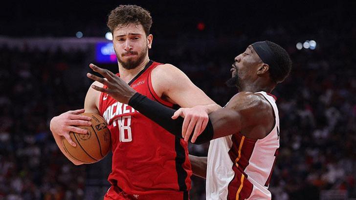 Houston Rockets'ta Alperen Şengün'den double-double