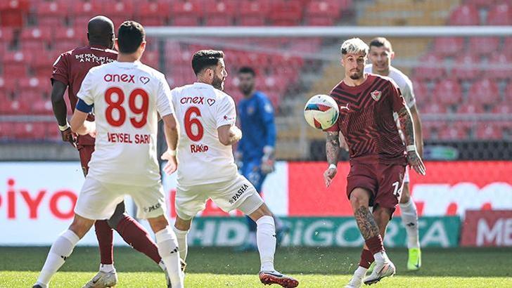 Gol düellosunda Antalyaspor, Hatayspor'u mağlup etti!