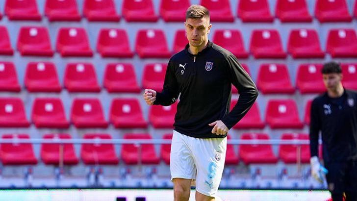 Başakşehir'de Krzysztof Piatek'ten transfer itirafı!