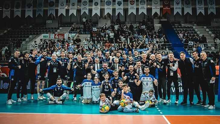 Halkbank, PGE Projekt'i ilk maçta 3-1'le geçti!