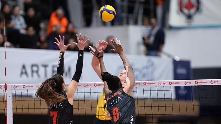 VakıfBank, Eczacıbaşı Dynavit deplasmanında galip!
