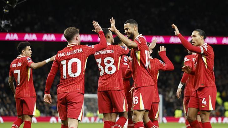 Liverpool, Nisan ayında şampiyonluk kutladı! Barça emin adımlarla