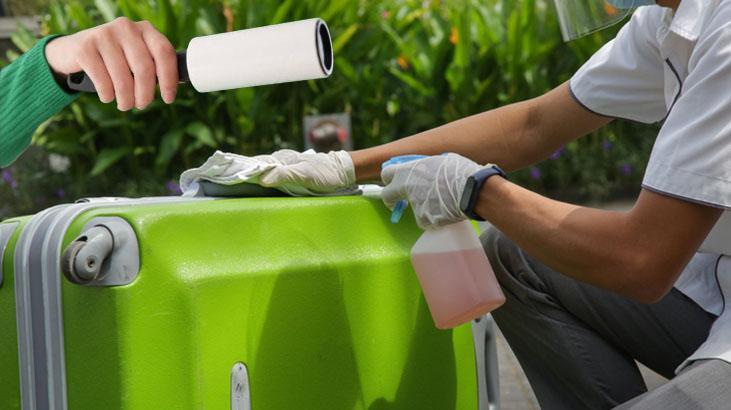 Tatilin kiri eve girmesin! Tüyosu yapışkanlı roll-on, bu taktik bavulu yeniliyor