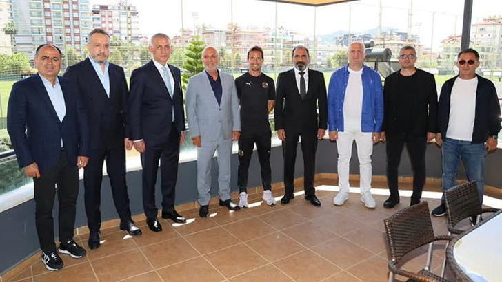 TFF'den Alanyaspor Başkanı Çavuşoğlu'na taziye ziyareti!