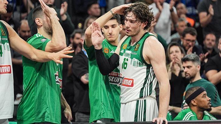 Cedi Osman: Ergin Ataman'a yaptıkları utanç verici!