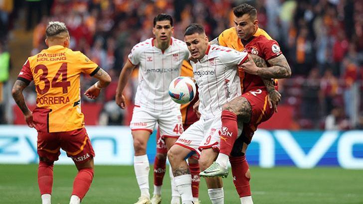 Galatasaray - Sivasspor maçından kareler