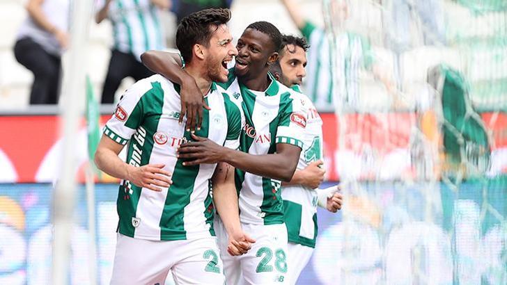 Umut Nayir attı, Konyaspor galibiyete uzandı