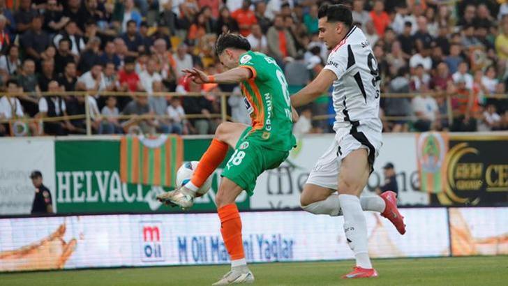 Alanyaspor - Beşiktaş maçından kareler