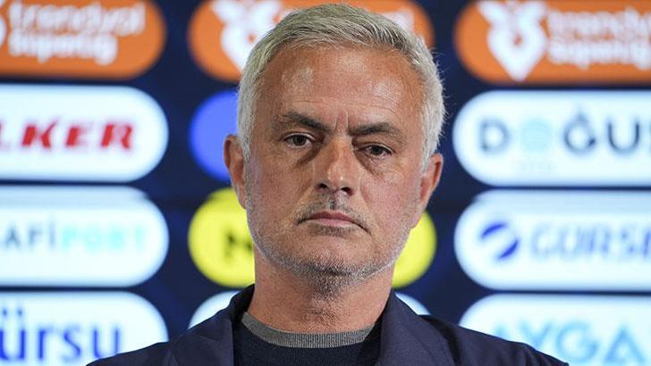 Mustafa Anıklı'dan Mourinho'ya zehir zemberek sözler: Demode, bitmiş, çökmüş teknik adam!