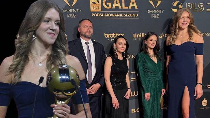 Fenerbahçe'nin yeni transferi Agnieszka Korneluk MVP seçildi! Fotoğrafı viral oldu