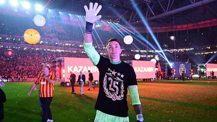 Galatasaray'da Muslera'nın yerine 4 aday! Sezon sonu transfer