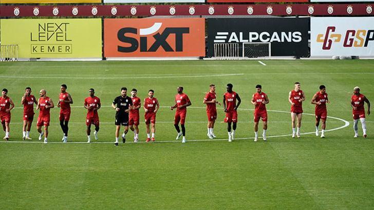 Şampiyon Galatasaray, Başakşehir maçı hazırlıklarına başladı