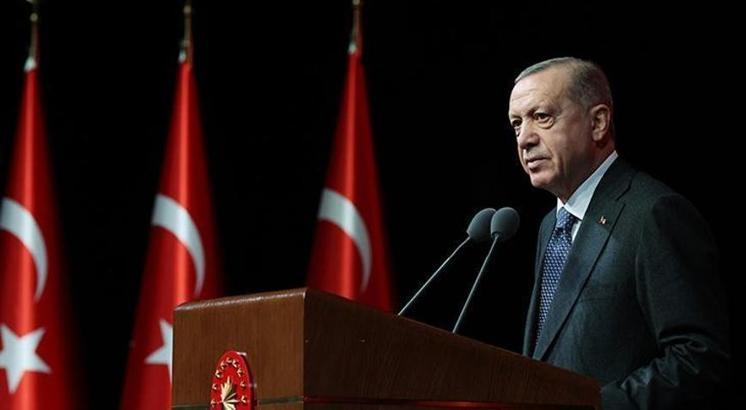 Cumhurbaşkanı Erdoğan, Süper Lig'e yükselen Fatih Karagümrük'ü tebrik etti