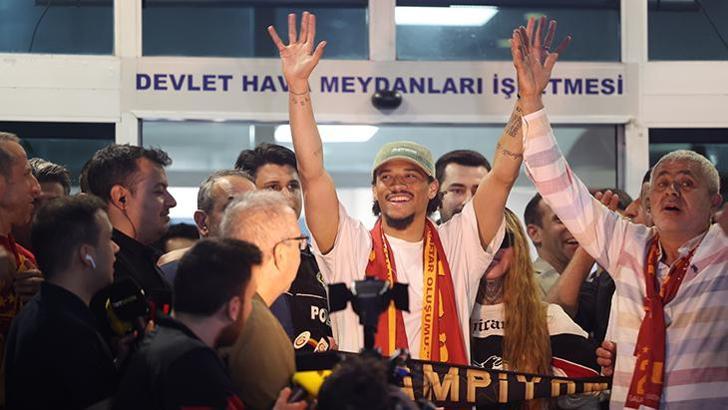 Leroy Sane'den transfer itirafı! 'Birçok teklif vardı'