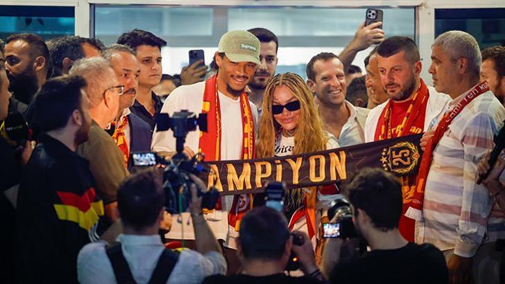 Leroy Sane'nin İstanbul'a gelişinden kareler