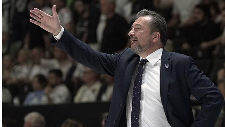 Luca Banchi: Anadolu Efes ile son maçımdı!